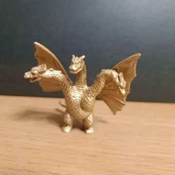 킹 기도라 피규어