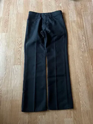 wrangler WRANCHER DRESS JEAN 30 x 30