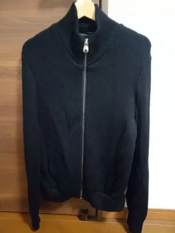 하시모토 준 드라이버 니트