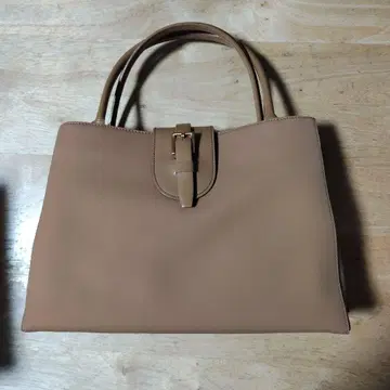 Junko Shmada 옅은 브라운 핸드백