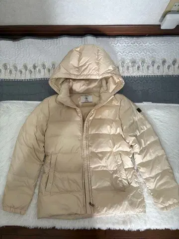 AIGLE 다운 자켓 아이보리 후드 탈부착 2way