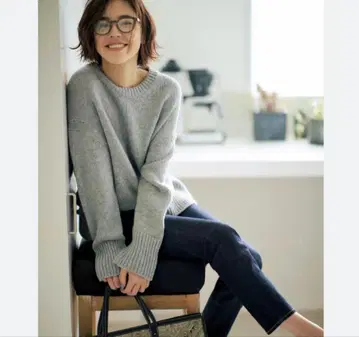 갸루리 비 파인 울 크루넥 풀오버 사이즈 S 네이비