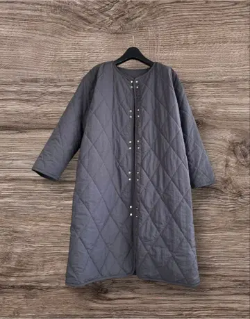 그레이 퀼팅 롱 코트