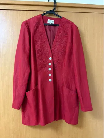 자수 장식 노카라 자켓