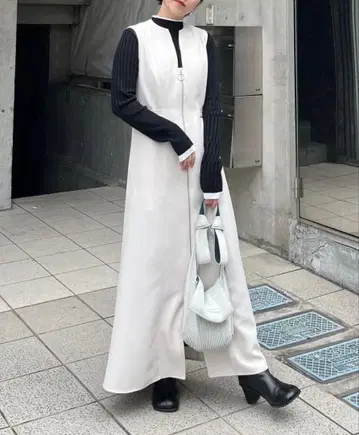 UNITED TOKYO 지퍼 원피스