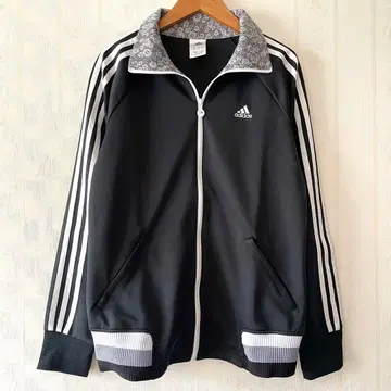 adidas 스트라이프 블랙 저지