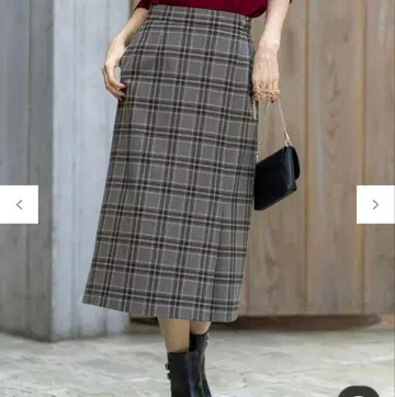 체크 무늬 플레어 스커트 그레이 계열