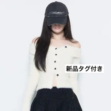 THEREDTHREAD S fluffy knit tops 화이트