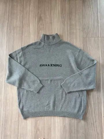 MUZE 뮤즈 KNIT 'AWAKENING' 그레이
