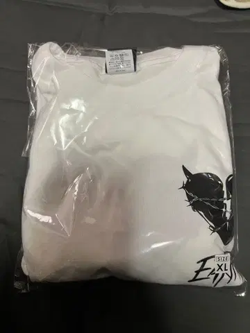 earthists. x deviluse 콜라보 긴팔 T셔츠 L 사이즈