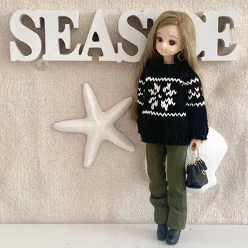 리카짱 의류 4세트 핸드메이드 22cm 블랙 컬러 노르딕 무늬 스웨터