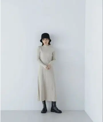 내추럴 뷰티 베이직 큐신 리브 플레어 니트 원피스 ps