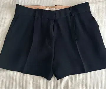 끌로에 블랙 숏팬츠 사이즈 42