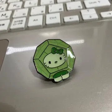 만박 일본관 키테 핀 배지 브랄드스페라