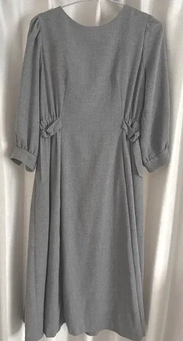 그레이 플레어 스커트 원피스 긴팔