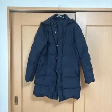 유니클로 심리스 다운 코트