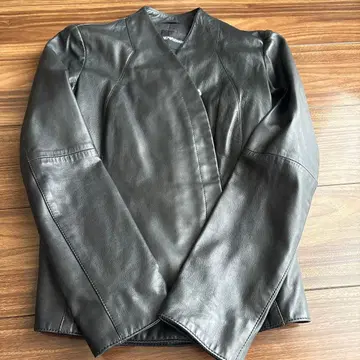 블랙 가죽 자켓