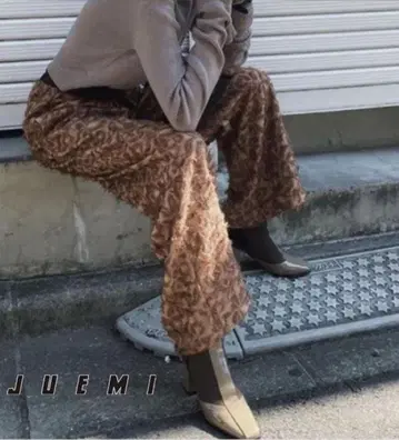 JUEMI 페더 와이드 팬츠