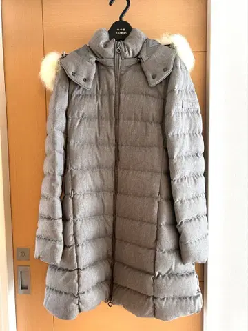새상품급 타트라스 다운 코트 라비아나 사이즈 3