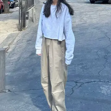 caito BOX CROPPED SWEAT