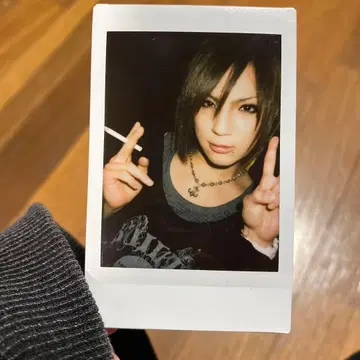 DEZERT 치아키 폴라로이드