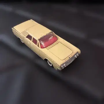 쇼와 레트로 크림색 세단 미니카