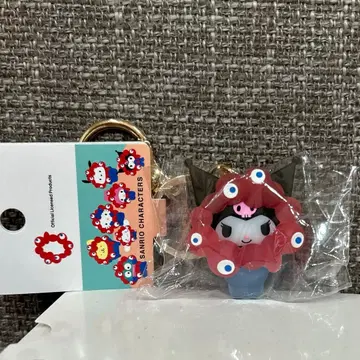 오사카 만박 쿠로미 산리오 x 미야쿠미야쿠 입체 클리어 키링