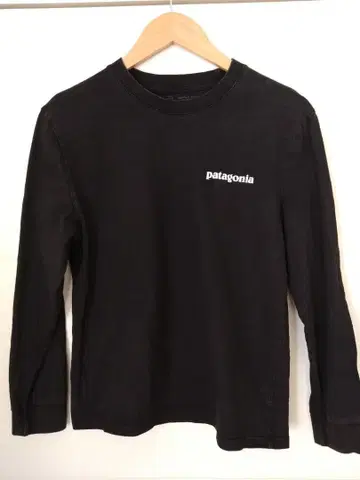 파타고니아 롱T셔츠 로고T