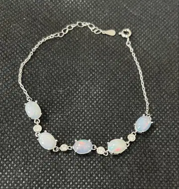 만박 코먼즈 A 예멘 오팔 체인 팔찌