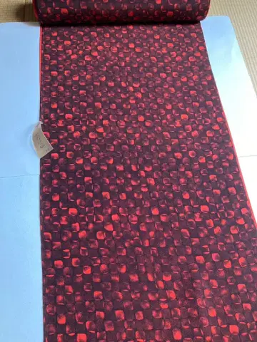 실크 깃털 옷감