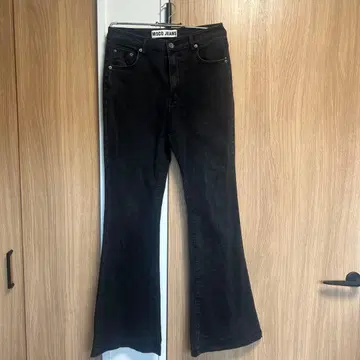 [ MOCO JEANS ] 블랙 부츠컷 데님