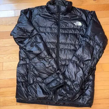 THE NORTH FACE 블랙 다운 자켓