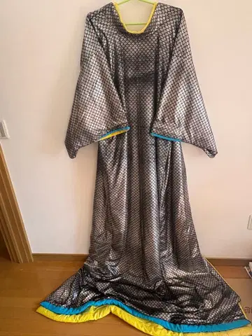 대중 연극 어린 무늬 끝자락 끌어당김