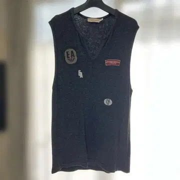 EMPORIO ARMANI 다크 그레이 V넥 베스트