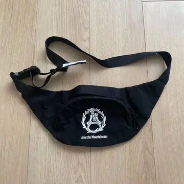 마운틴 리서치 Anarcho Mountaineers 바디백 블랙