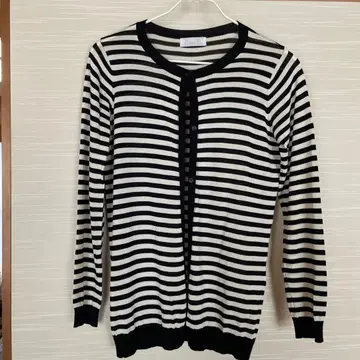Basile28 블랙 화이트 스트라이프 긴팔 가디건
