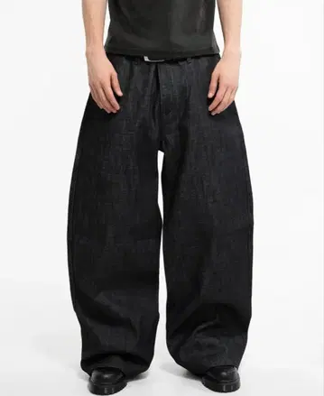 MENES Janome Raw Baggy Jeans - Black