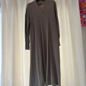 베이지 롱 니트 원피스 38