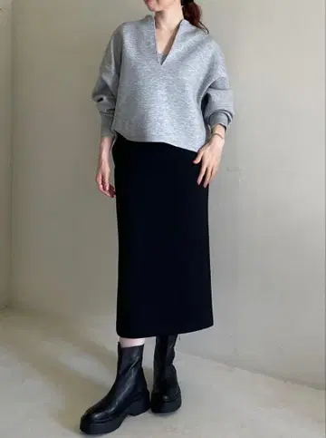 UNFILO BEAUTY FORM JERSEY 키넥 풀오버 그레이