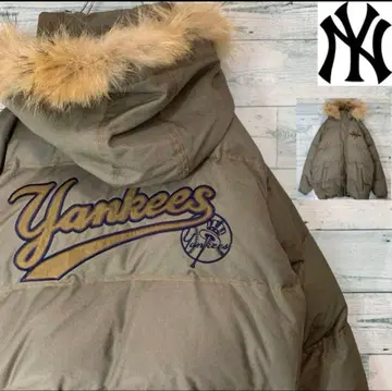 [ 초레어 ] MLB 양키스 양면 자수 로고 육중한 다운 자켓 스트릿