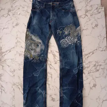 드래곤과 호랑이 자수 데님 청바지