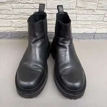 ZARA 블랙 가죽 사이드 고어 부츠