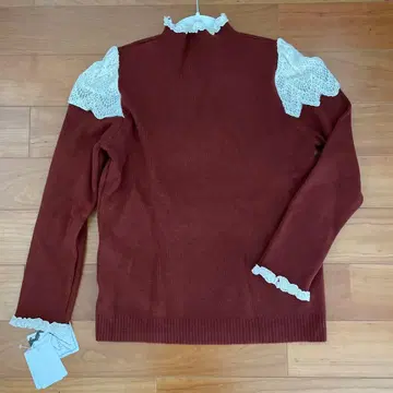 프릴 하이넥 디자인 니트 브라운 계열 M L