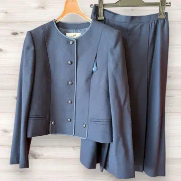 매기 스포츠 노카라 자켓 수트