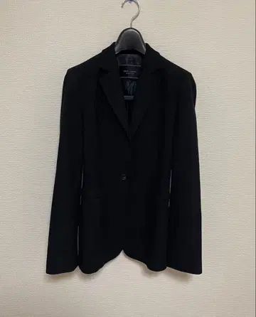 ANA CAPRI 블랙 테일러드 자켓