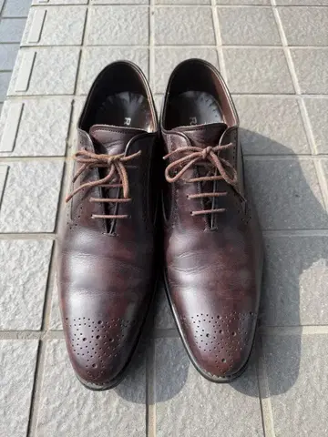 REGAL 브라운 가죽 드레스 신발