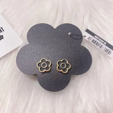 [ 새상품 ] 마리콴트 마리쿠와 블랙 플라워 귀걸이 꽃 골드