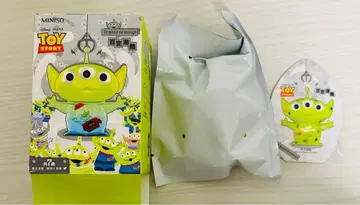 에이리언 리틀 그린멘 피규어 3