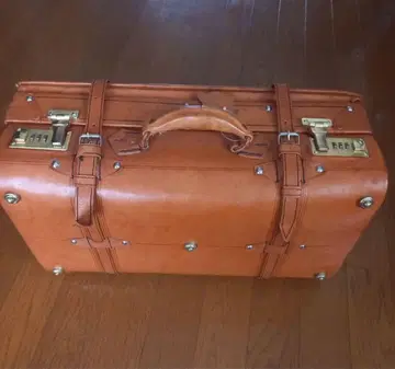 [ 미사용 ] 빈티지 가죽 보스턴 백 트렁크 케이스