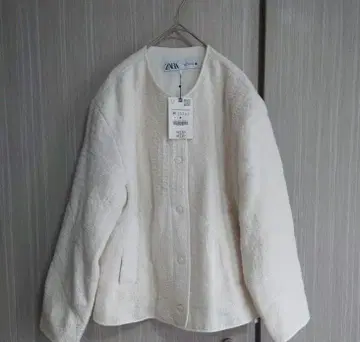 [미사용 새상품] ZARA 화이트 퀼팅 자켓 M 사이즈